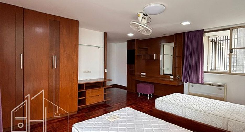 Condo en alquiler de 3 habitaciones en Khlong Toei, Bangkok