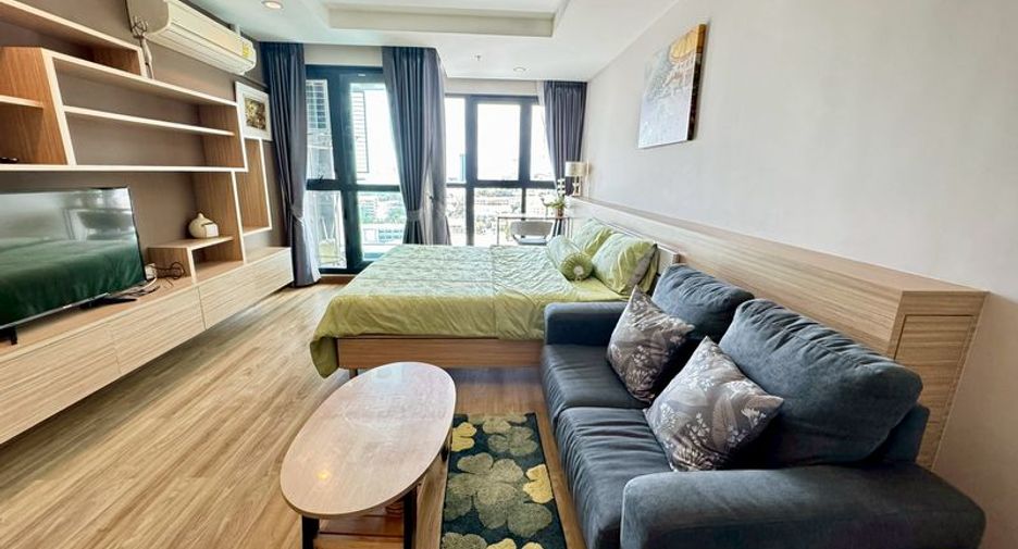 À vendre 1 chambre condo à Si Racha, Chonburi