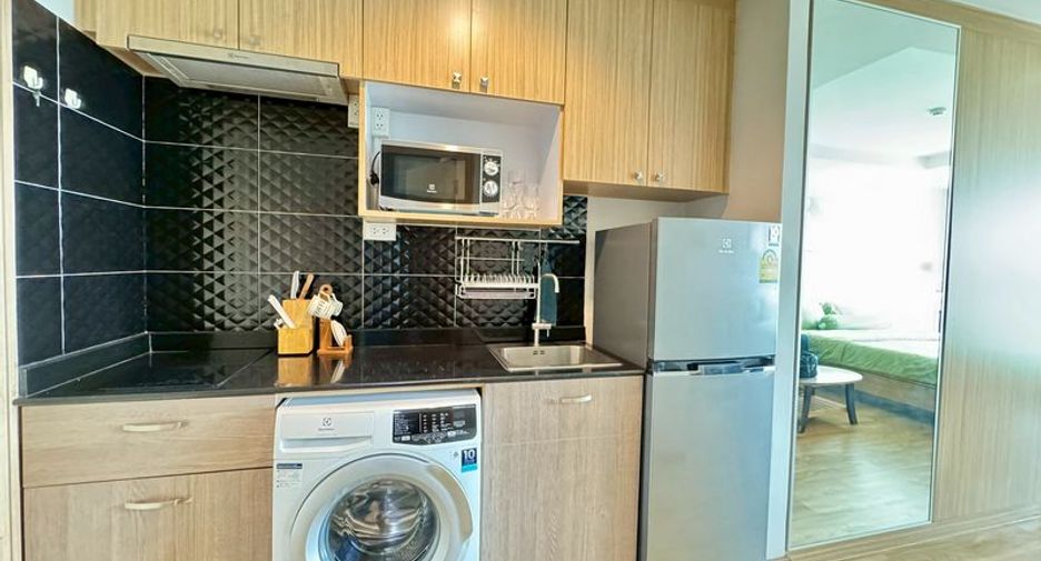 À vendre 1 chambre condo à Si Racha, Chonburi