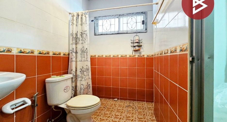 À vendre 2 chambres maison à Si Racha, Chonburi