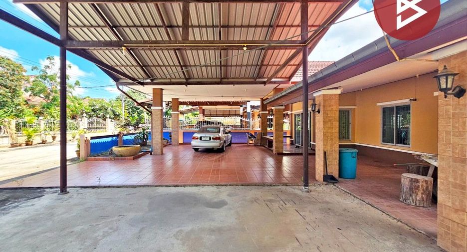 À vendre 2 chambres maison à Si Racha, Chonburi