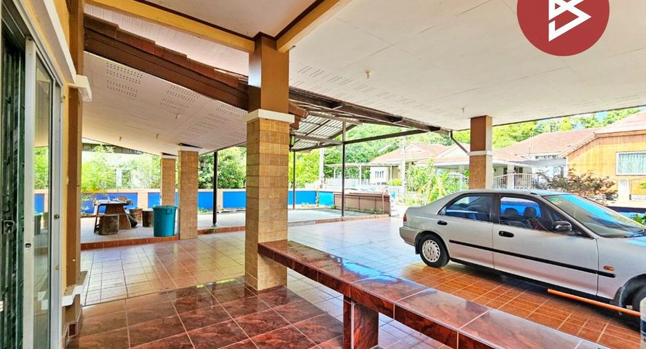 À vendre 2 chambres maison à Si Racha, Chonburi