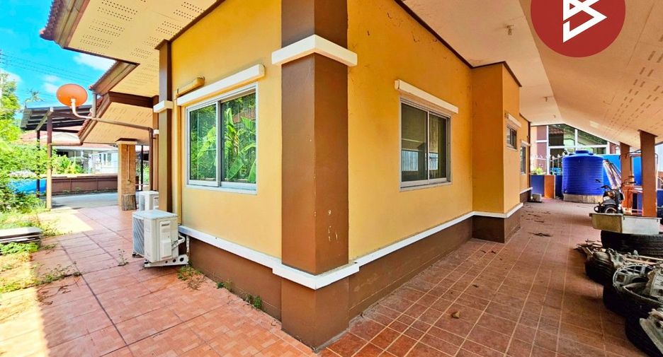 À vendre 2 chambres maison à Si Racha, Chonburi