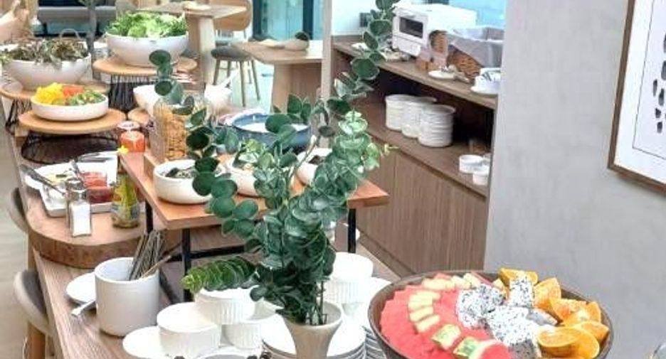 For sale 136 ベッドルーム hotel in Mueang Samut Prakan, Samut Prakan