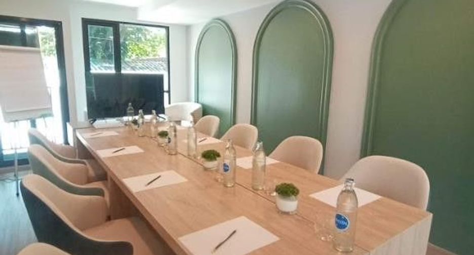 For sale 136 ベッドルーム hotel in Mueang Samut Prakan, Samut Prakan