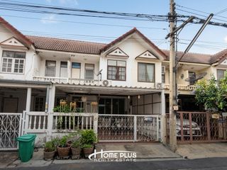 Casa adosada en venta de 3 habitaciones en Don Mueang, Bangkok