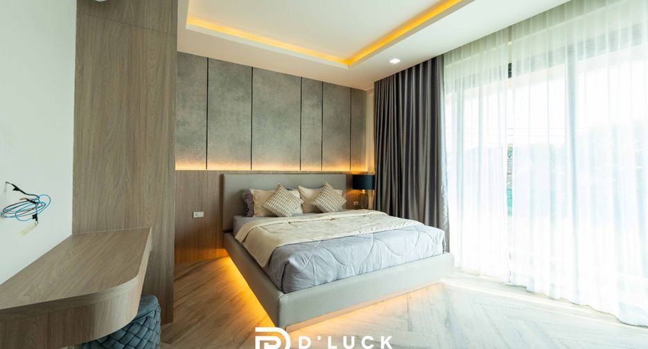 For sale 5 bedrooms villa in East Pattaya, Pattaya