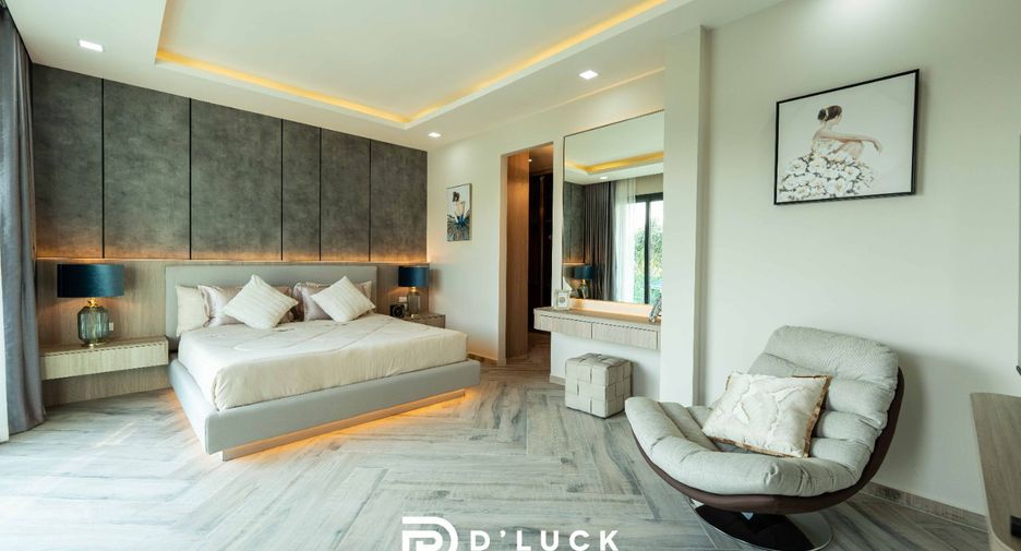 For sale 5 bedrooms villa in East Pattaya, Pattaya