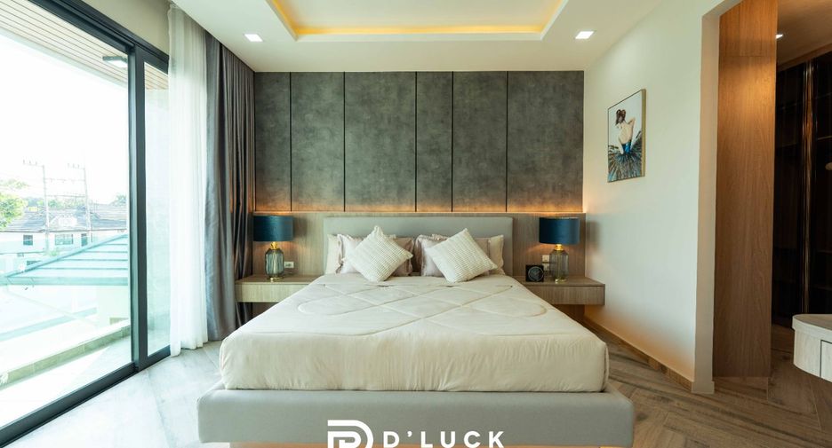 For sale 5 bedrooms villa in East Pattaya, Pattaya