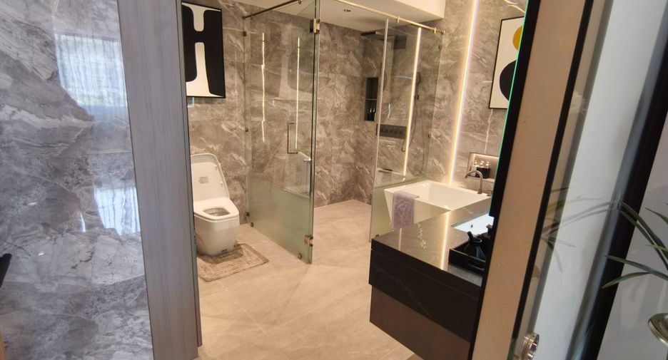 À vendre 1 chambre condo à Pratumnak, Pattaya