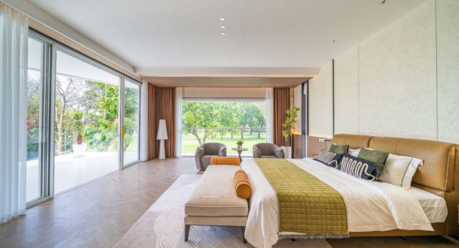 For sale 7 bedrooms villa in Huay Yai, Pattaya