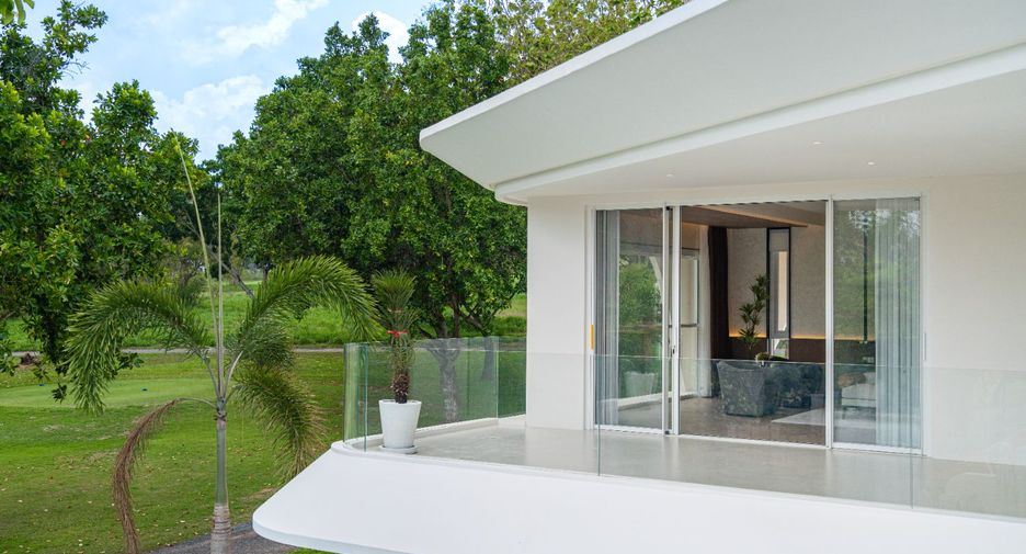 For sale 7 bedrooms villa in Huay Yai, Pattaya