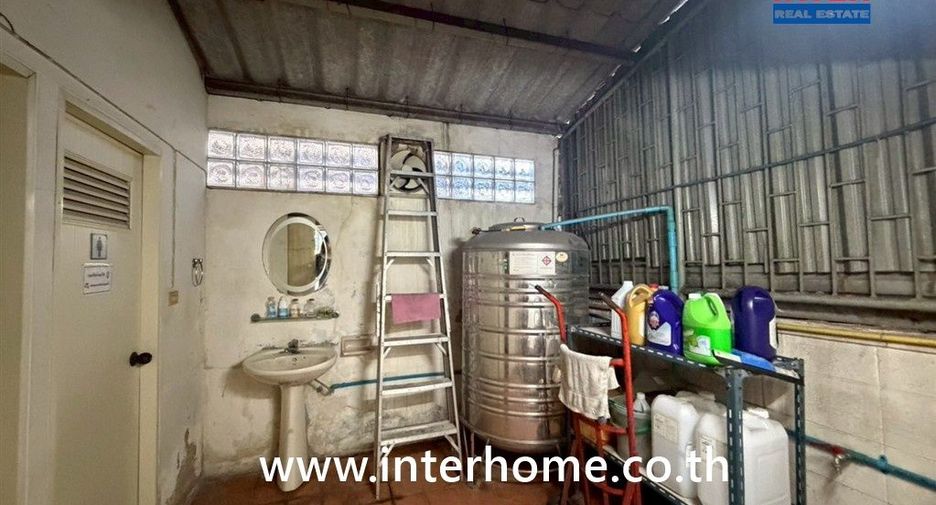 For sale retail Space in Thon Buri, Bangkok