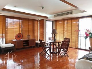 出租 4 卧室 公寓 在 Khlong Toei, 曼谷