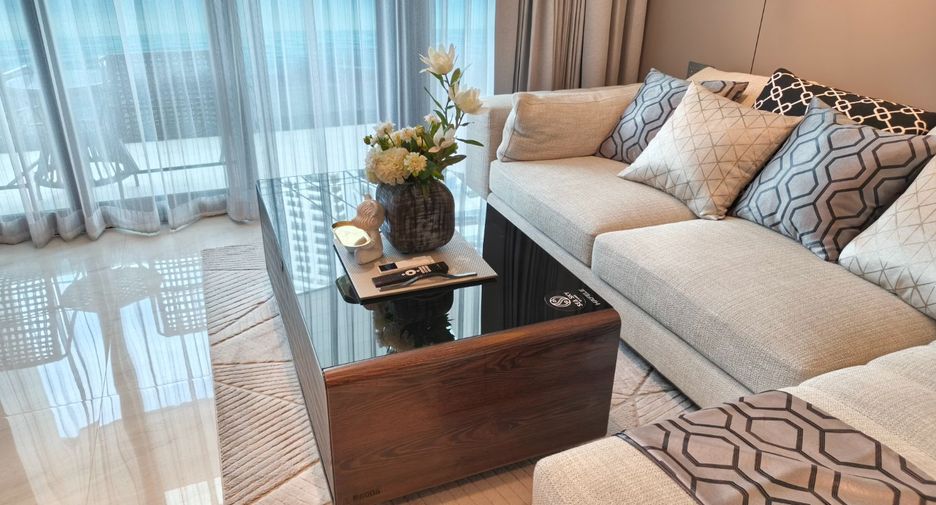 À vendre 1 chambre condo à Pratumnak, Pattaya