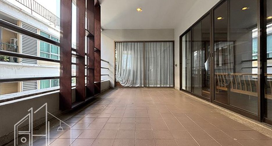 Wohnung zur Miete mit 3 Zimmer in Watthana, Bangkok
