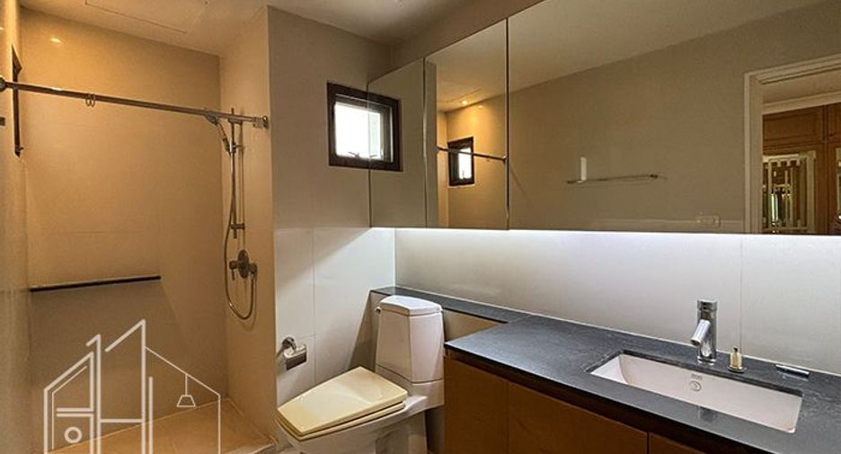 Wohnung zur Miete mit 3 Zimmer in Watthana, Bangkok
