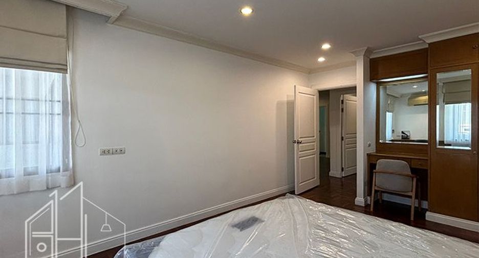 Wohnung zur Miete mit 3 Zimmer in Watthana, Bangkok