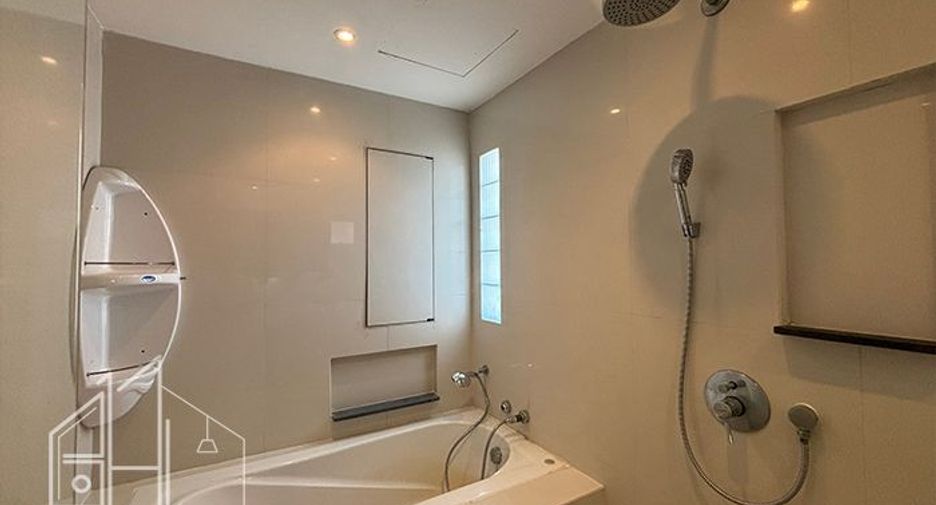 Wohnung zur Miete mit 3 Zimmer in Watthana, Bangkok