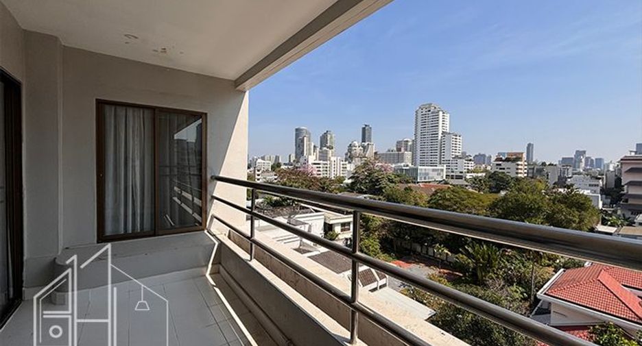 Apartment zur Miete mit 3 Zimmer in Watthana, Bangkok