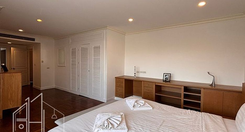 Apartment zur Miete mit 3 Zimmer in Watthana, Bangkok