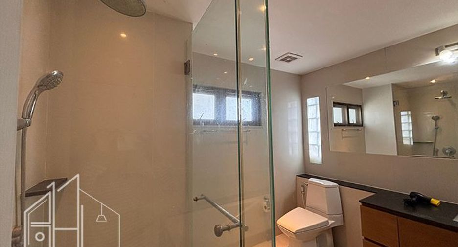 Apartment zur Miete mit 3 Zimmer in Watthana, Bangkok