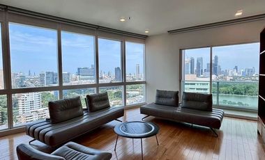 For rent 3 bedrooms condo in Khlong Toei, Bangkok