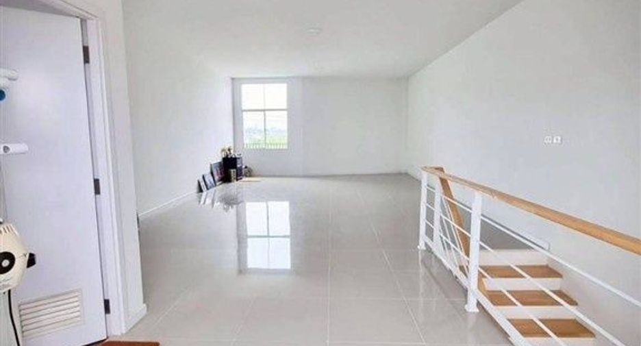 Gewerbefläche zum Kauf mit 3 Zimmer in Mueang Samut Sakhon, Samut Sakhon
