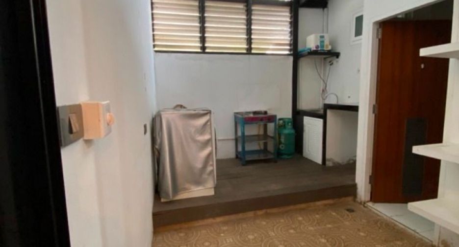 Reihenhaus zum Kauf mit 3 Zimmer in Pak Kret, Nonthaburi