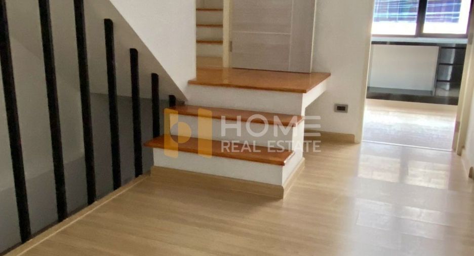 For sale 3 ベッドルーム townhouse in Pak Kret, Nonthaburi