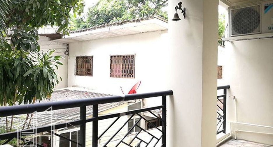 Condo en alquiler de 2 habitaciones en Watthana, Bangkok