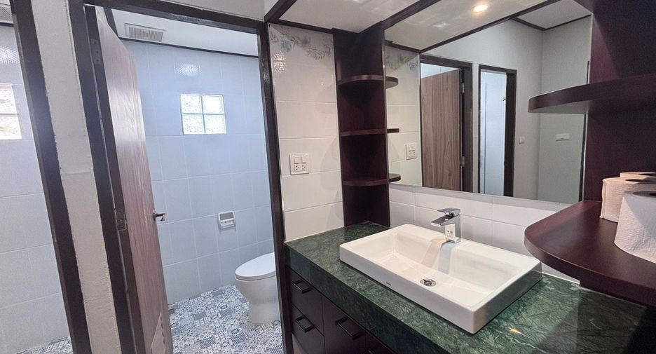 Haus zur Miete mit 2 Zimmer in Mueang Rayong, Rayong