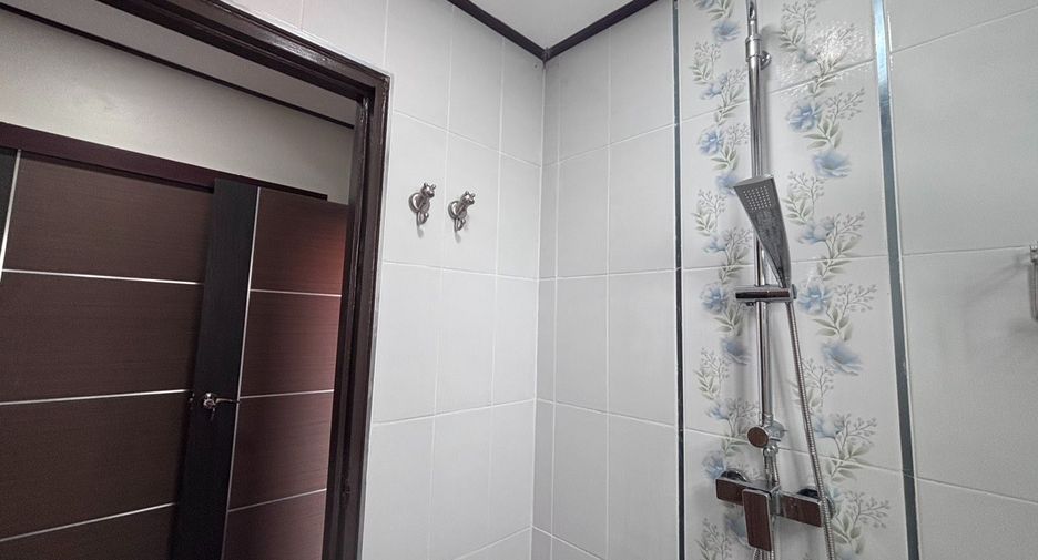Haus zur Miete mit 2 Zimmer in Mueang Rayong, Rayong