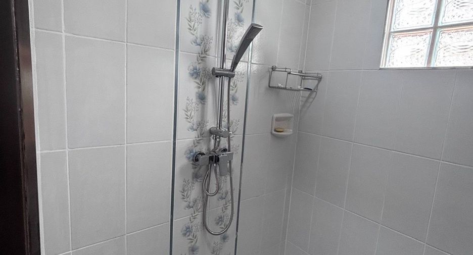 Haus zur Miete mit 2 Zimmer in Mueang Rayong, Rayong