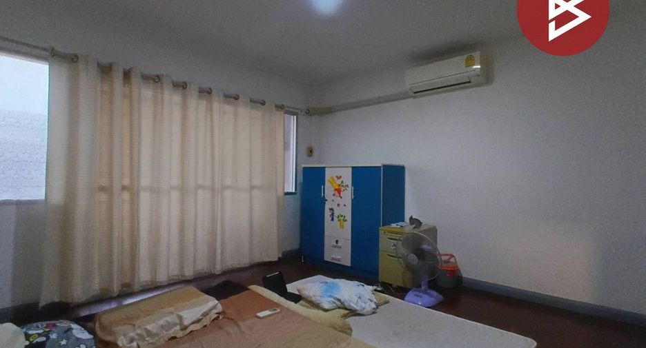 For sale 2 bedrooms townhouse in Lat Krabang, Bangkok