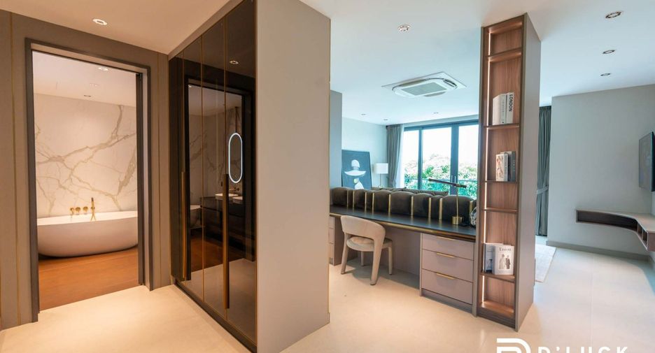 Villa en venta de 6 habitaciones en Sattahip, Chonburi