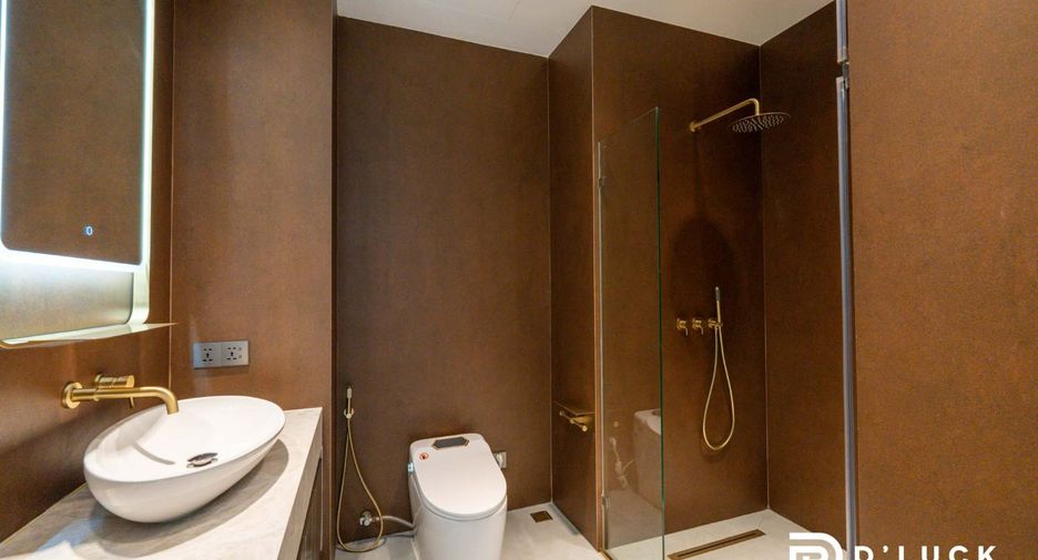 Villa en venta de 6 habitaciones en Sattahip, Chonburi