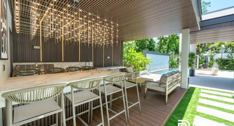 Villa en venta de 6 habitaciones en Sattahip, Chonburi