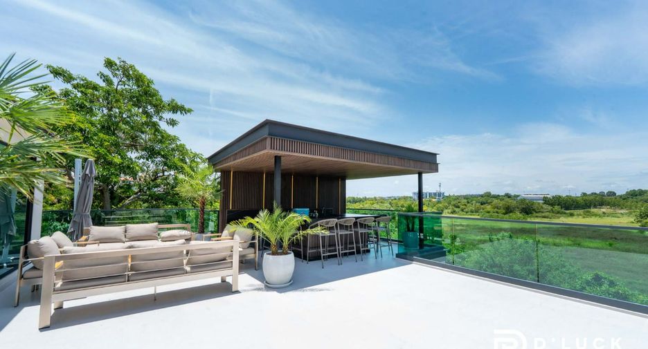 Villa en venta de 6 habitaciones en Sattahip, Chonburi
