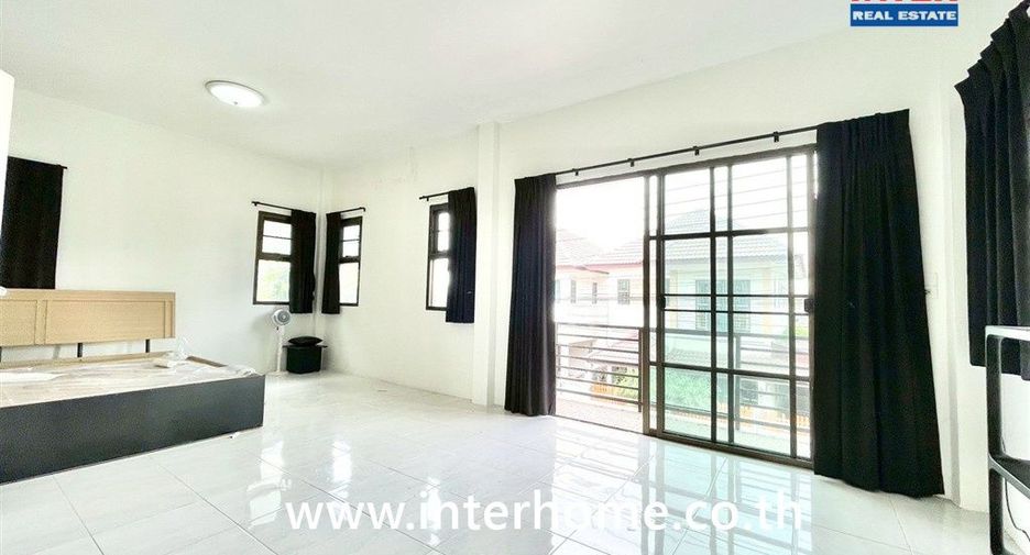 À vendre 3 chambres maison à Nong Chok, Bangkok
