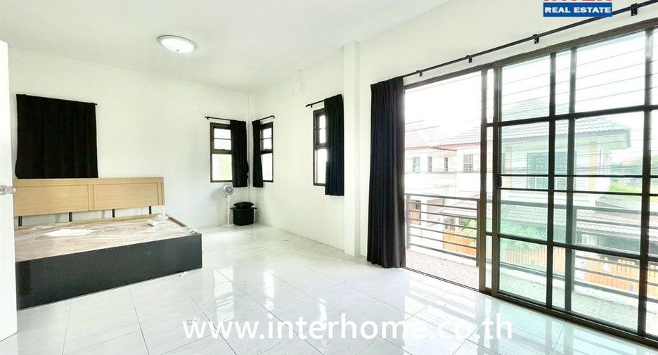 À vendre 3 chambres maison à Nong Chok, Bangkok