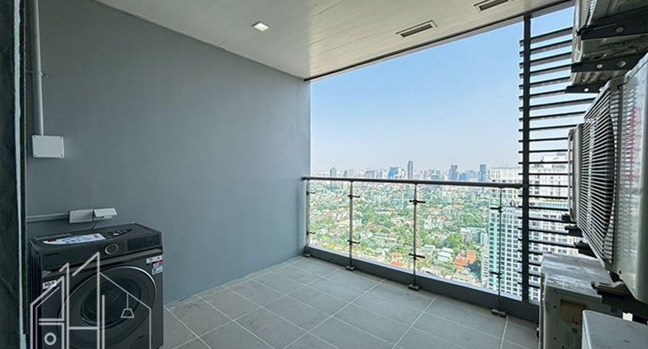 ให้เช่า 3 ห้องนอน คอนโด ใน วัฒนา, กรุงเทพฯ