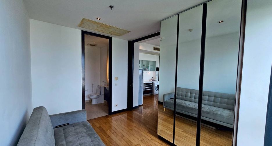 Condo en venta de 2 habitaciones en Yan Nawa, Bangkok
