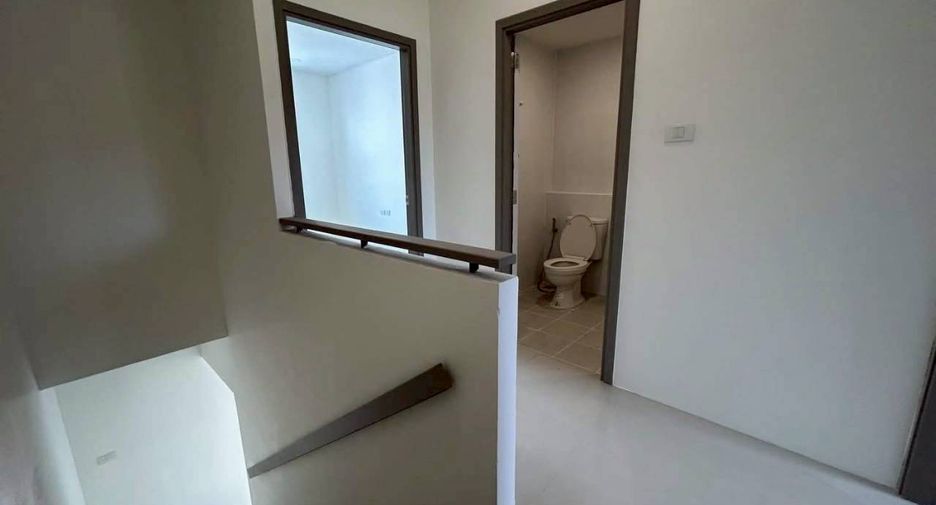 For sale 2 bedrooms townhouse in Mueang Phuket, Phuket
