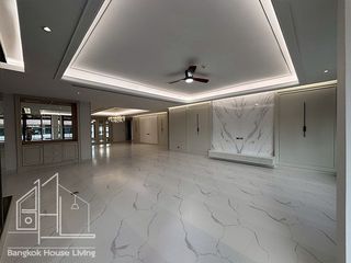 For rent 4 ベッドルーム condo in Watthana, Bangkok