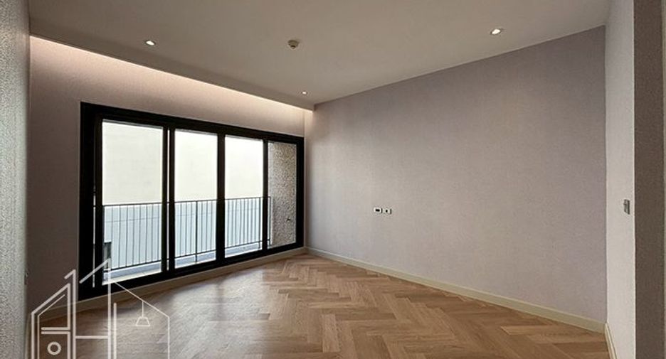 Condo en alquiler de 4 habitaciones en Watthana, Bangkok