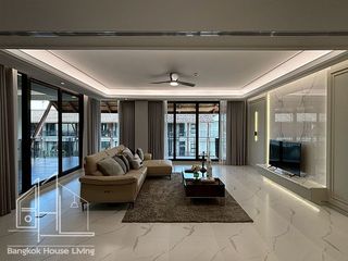 For rent 4 ベッドルーム condo in Watthana, Bangkok