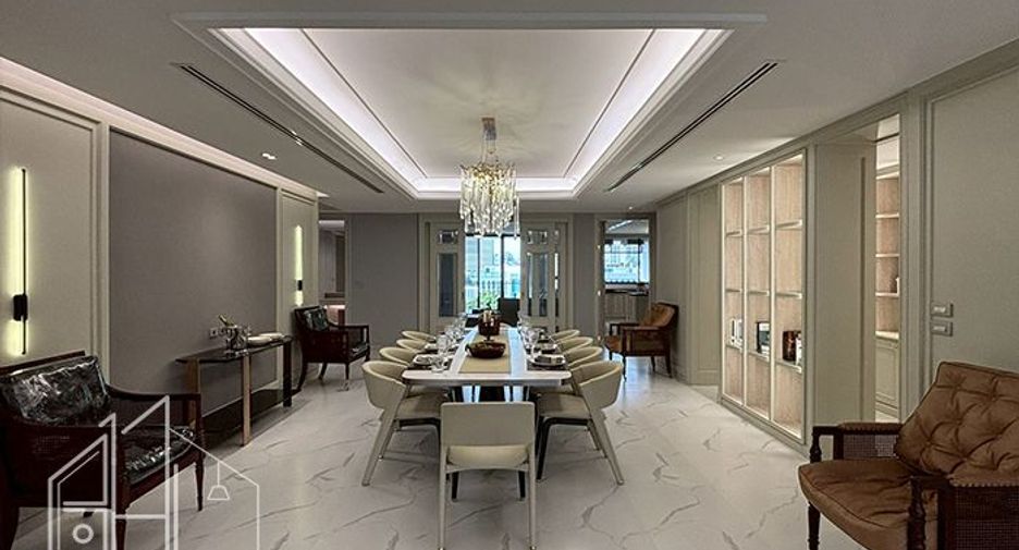 Condo en alquiler de 4 habitaciones en Watthana, Bangkok
