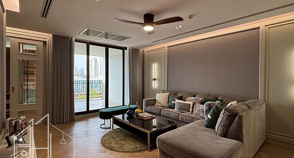 Condo en alquiler de 4 habitaciones en Watthana, Bangkok