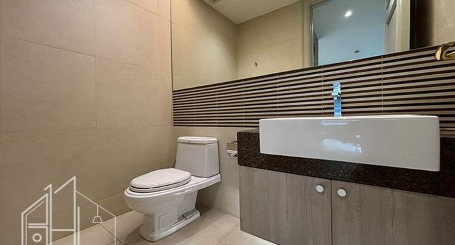 Condo en alquiler de 4 habitaciones en Watthana, Bangkok